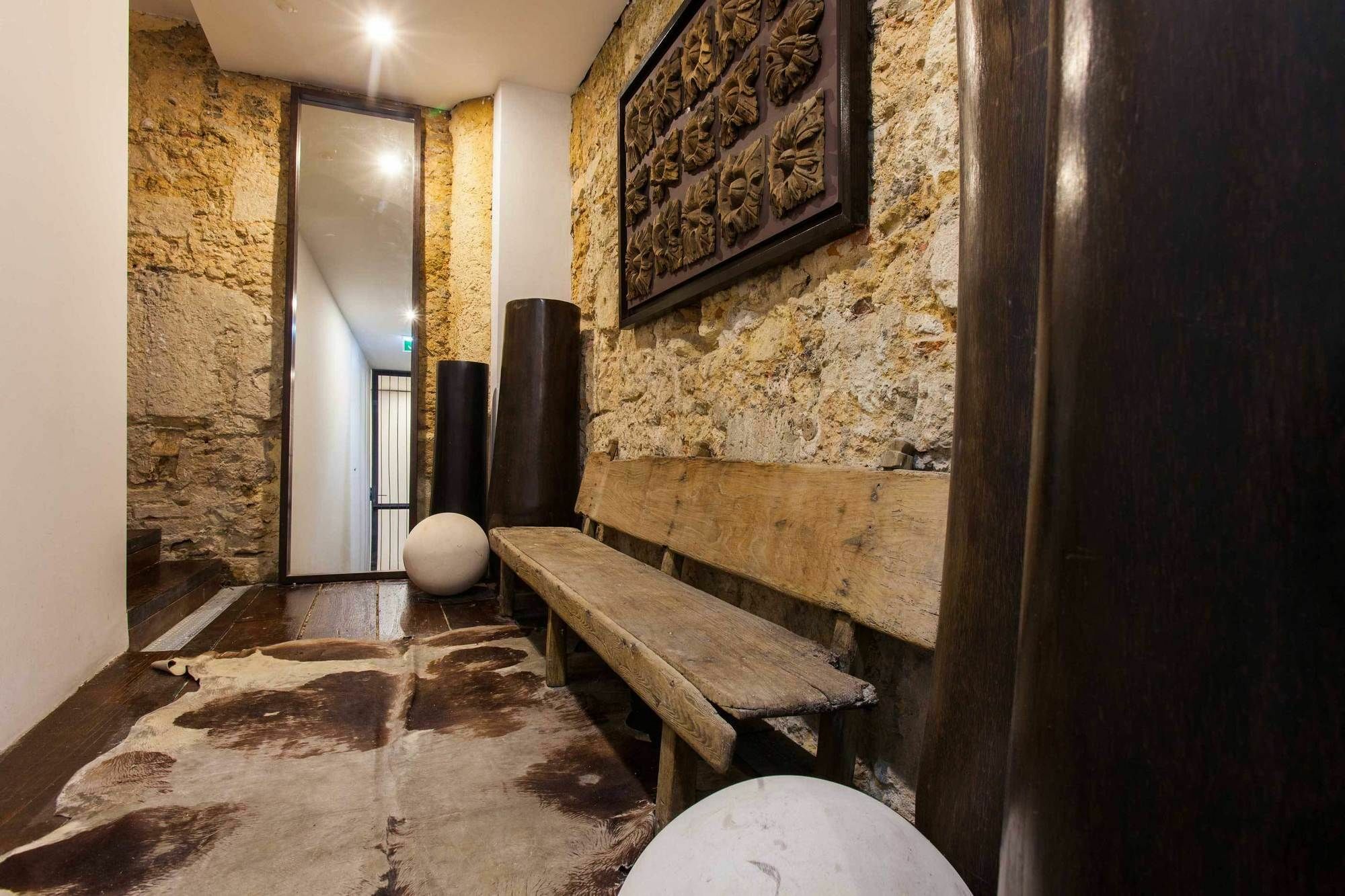 The Old Stables Chiado Apartments Lisbon Bagian luar foto