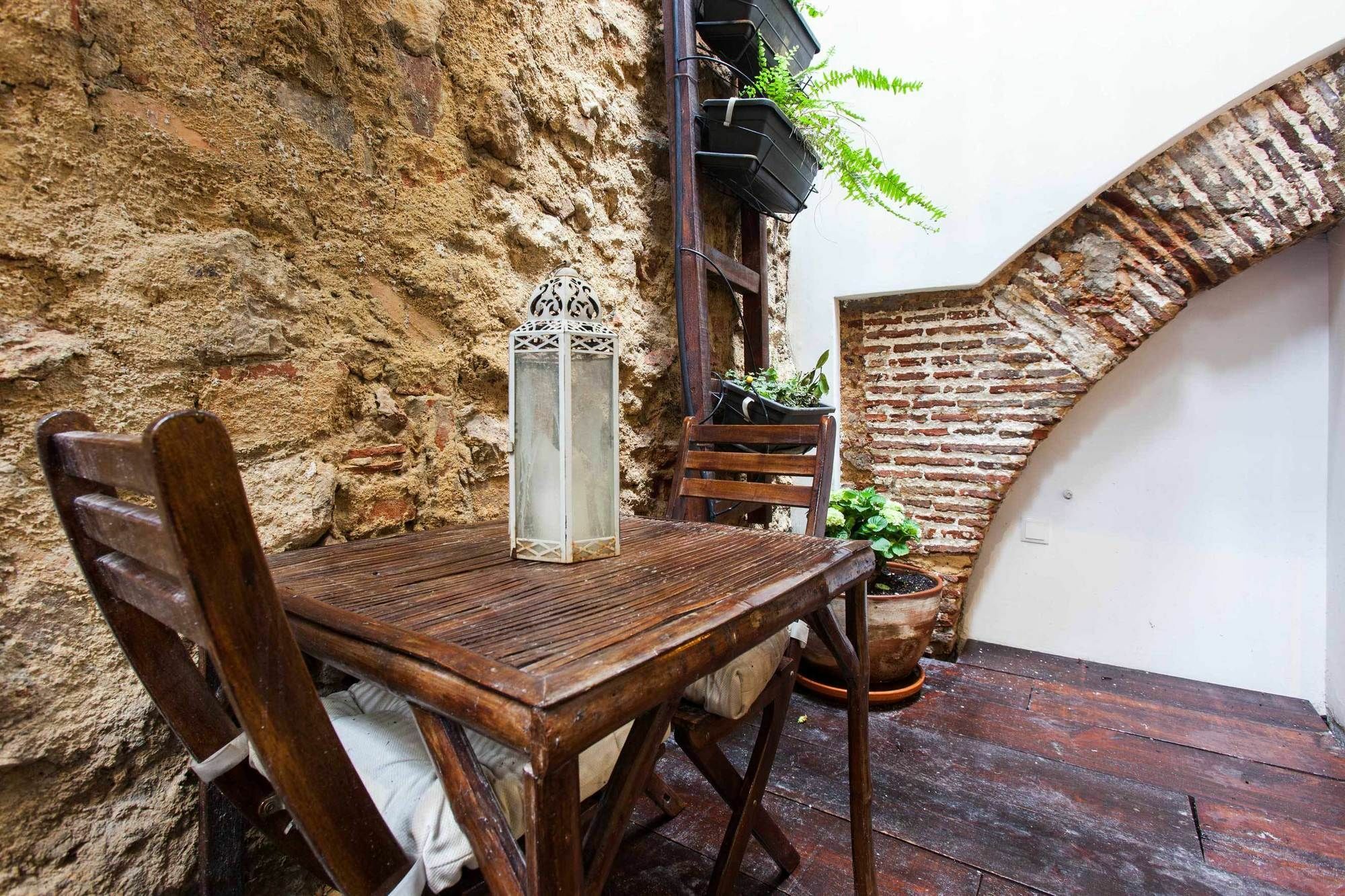 The Old Stables Chiado Apartments Lisbon Bagian luar foto